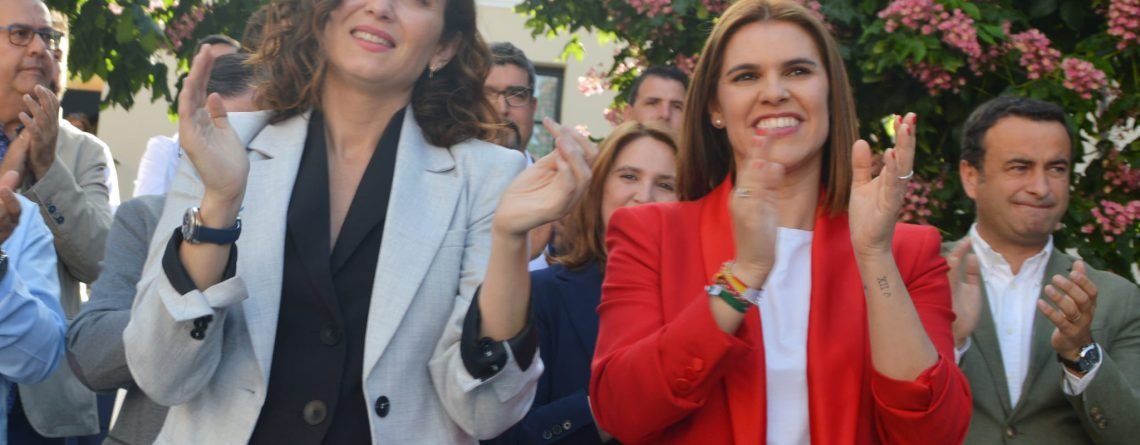 Isabel Díaz Ayuso y Judith Piquet