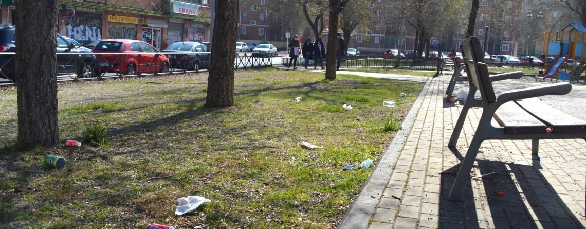 Falta de limpieza y mantenimiento en la zona de la Chana