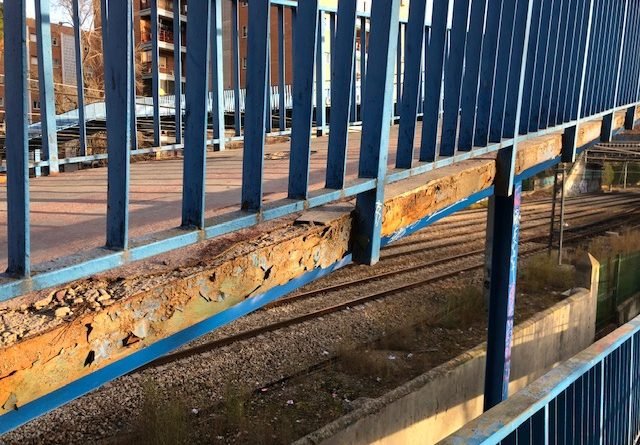 El PP de Alcalá exige incrementar la inspección de los puentes y pasarelas